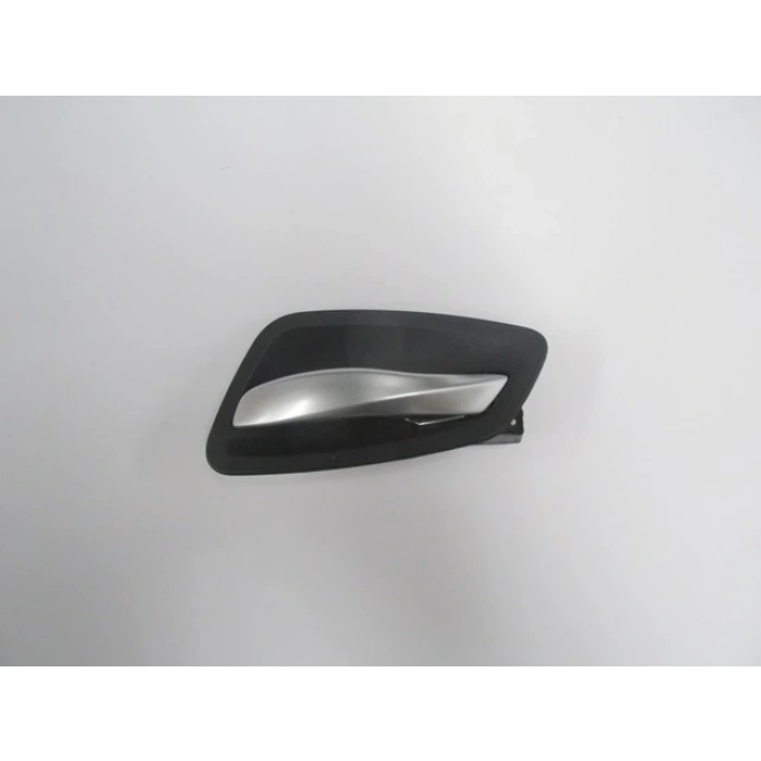 Bmw 3 Serı- E90- 05/11; Ön Kapı İç Açma Kolu Sağ Siyah (Elceği Nikelajlı) (Hushan) (Oem No: 51417144546)