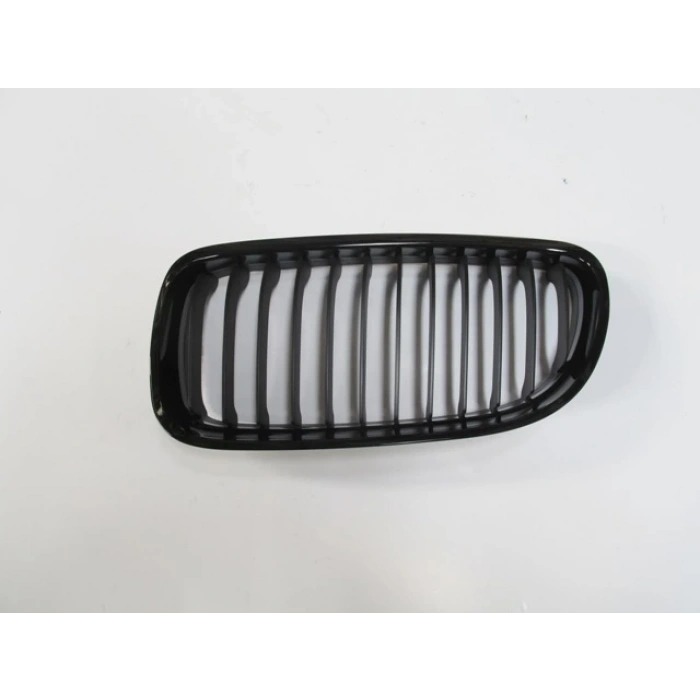 Bmw 3 Serı- E90- 09/11; Ön Panjur Sol Siyah (Tw) (Oem No: 51712146911)