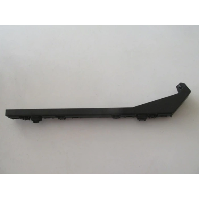 Fiat Egea Sedan 2015-2020 Arka Tampon Bağlantı Braketi Üst Sol (Oem No:52080635)