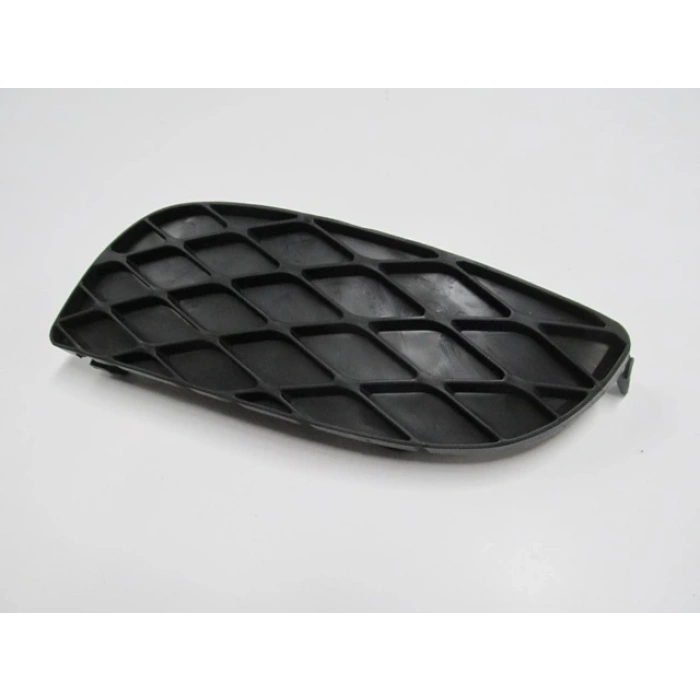 Toyota Yaris 2002-2006 Sis Lamba Kapağı Sol Deliksiz) (Damla Gözlü) (Fpı) (Adet) (Oem No:521280D050)