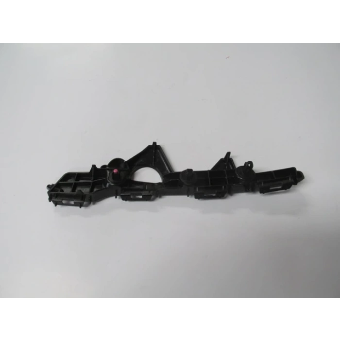 Toyota Rav4 2013-2016 Arka Tampon Bağlantı Braketi Sol (Tw) (Oem No: 52 156 0R030)