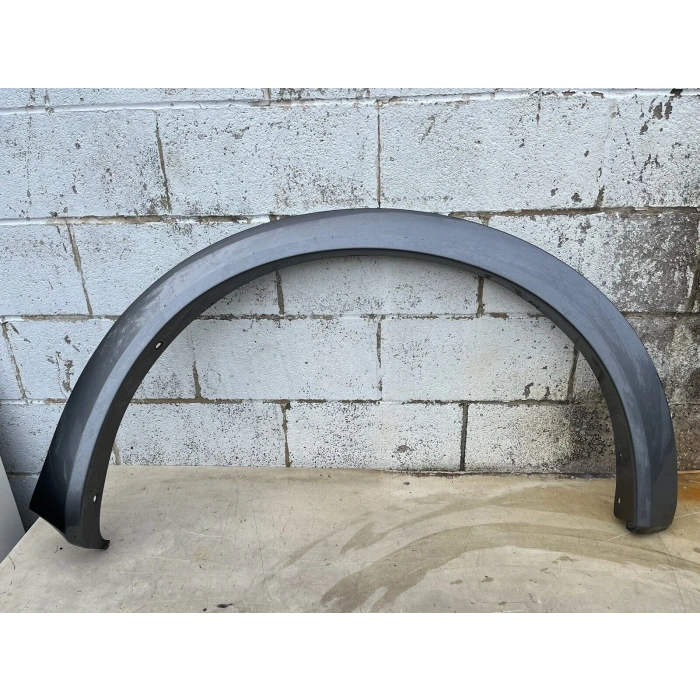 Çamurluk L200 07 Dodik Deliksiz Ön Sağ None (Oem No: 5220A818Tn)