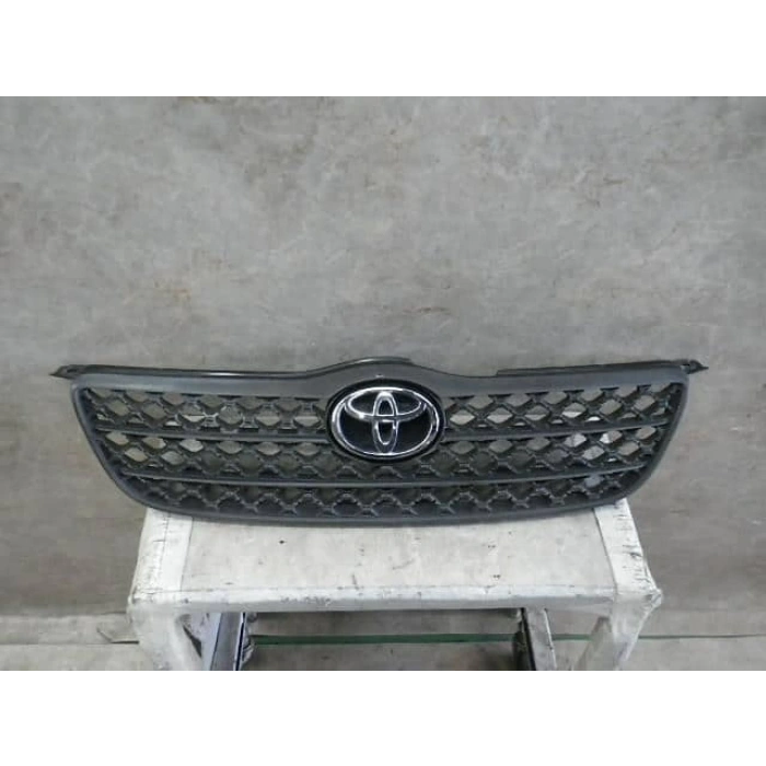 Panjur Corolla 02-04 Sedan Baklavalı Tip Krom (Oem No: 53111-1A390)