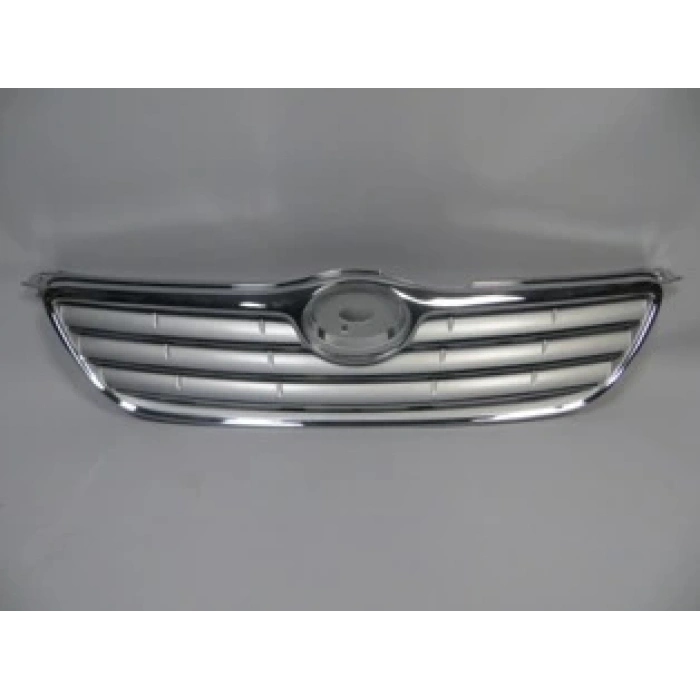 Toyota Corolla- Zze121- 05/06; Ön Panjur Nikelaj Çerçeveli/İç Petekleri Gümüş Gri Düz Çizgili Tip (Oem No: 53111-1A500)