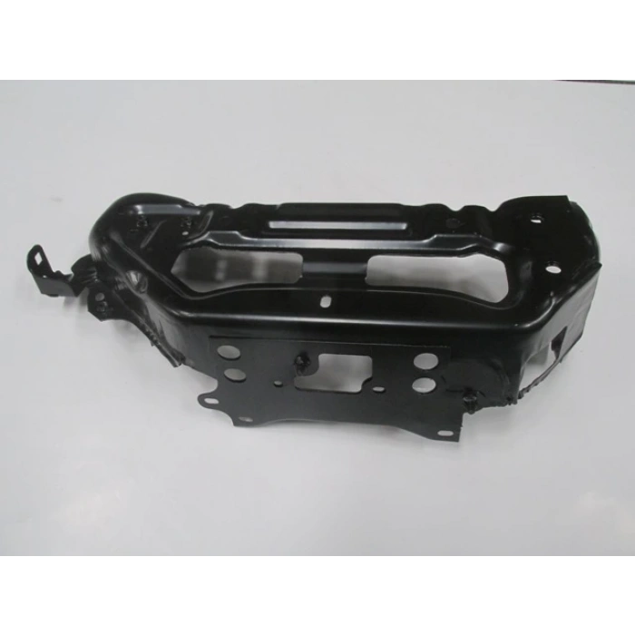 Toyota Yaris 2017-2020 Far Yuva Sacı Sol (Tw) (Oem No: 53202-52906)