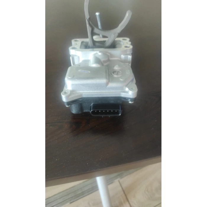 Ön Diferansiyel Şalter Hılux 05-15 Rewo 15- None (Oem No: 5411450750684)