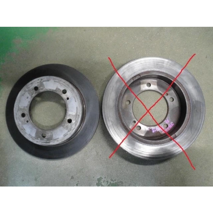 Fren Diski Ön . Japon Vıtara (Et) 3 Kapi : Jımny (Sn) 98-04 1.6 89-98 (Oem No: 55211-60A00)