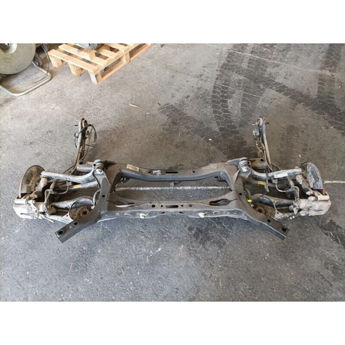 Travers İ30 16Sonrası Arka (Dingil) (Oem No: 55410-G4Aa0)