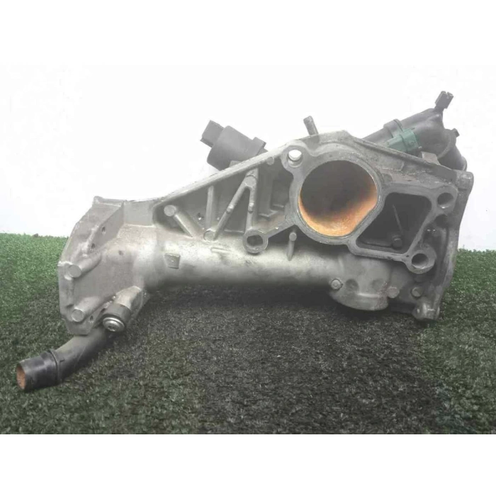 Egr Borusu Fıat Doblo Iıı-Lınea-500 L-500X-Bravo Iı-Alfa Romeo Gıulıetta 1,6 Mjt 09- (Oem No: 55572963)