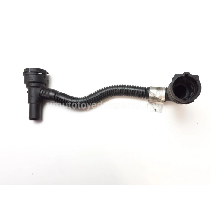 Yag Sogutucu Hortumu : Çıkıs Opel Astra J Insıgnıa A A20Dtc A20Dth 10- (Oem No: 5650384)