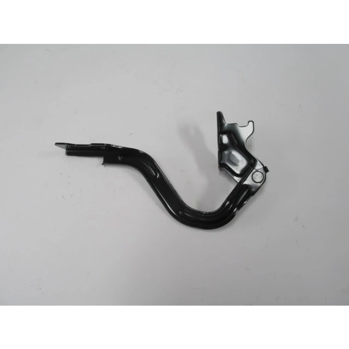 Suzukı Swıft- 05/11; Ön Kaput Menteşesi Sağ (Tyg) (Oem No: 57410-63J00)