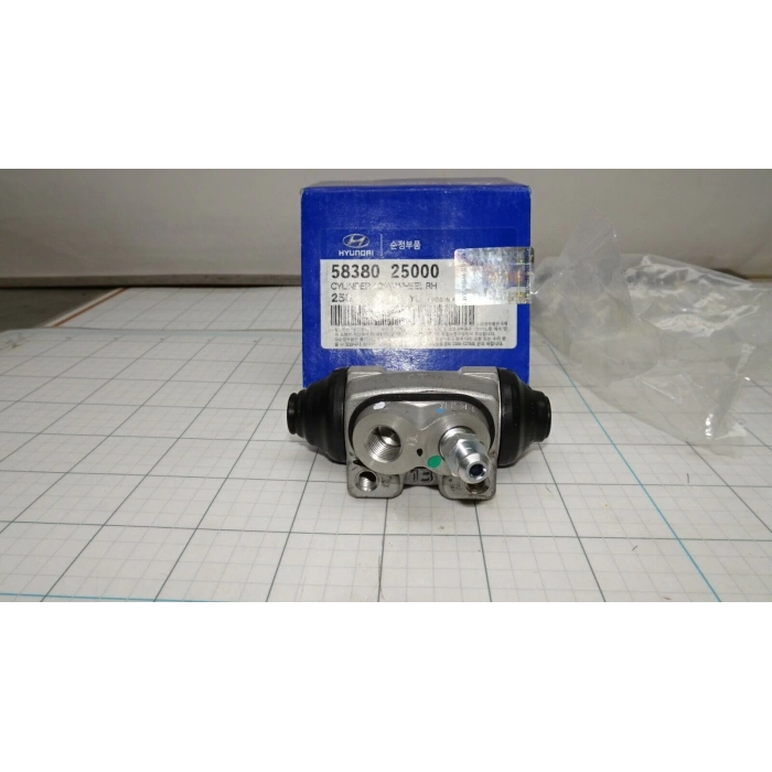 Fren Silindiri Accent 00-06/ Getz 03-11/ Atos/ Elantra 01-07/ İ30 08-11 / Euro Cıvıc 96-01 Arka Sağ (Oem No: 58380-25000)