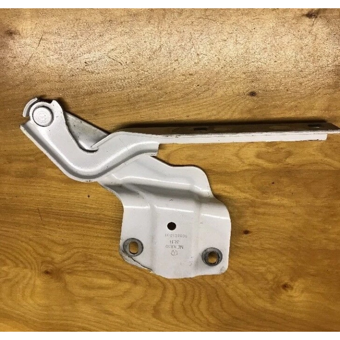 Kaput Menteşesi Sol Vw Jetta Bm 10-18 (Oem No: 5C6823301)