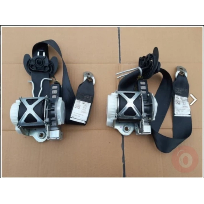Emniyet Kemeri Komple Sol Vw Jetta Bm 10- (Oem No: 5C6857705A)