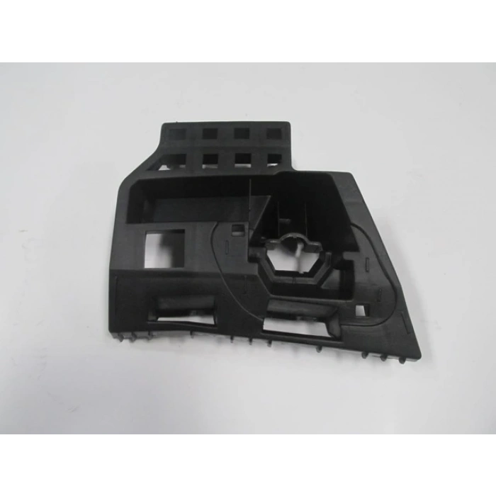 Skoda Octavia 2013-2017 Ön Tampon Braketi Sağ (Plastik)(Tw) (Oem No: 5E0807056)