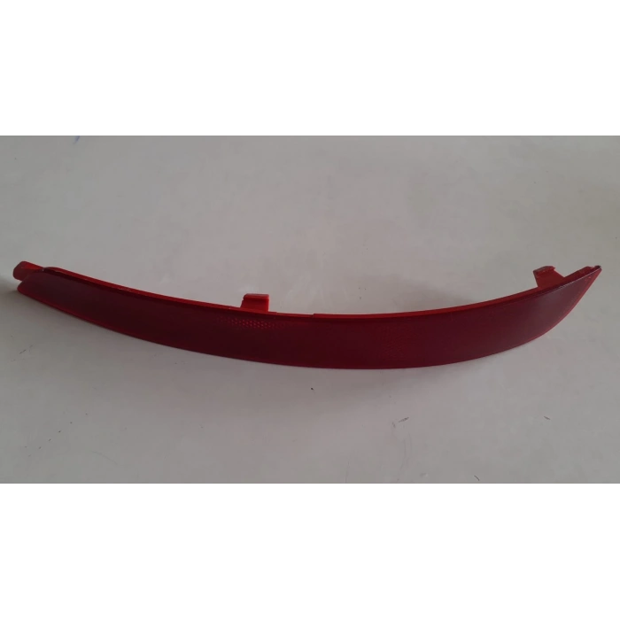 Skoda Octavıa- 13/17; Arka Tampon Reflektörü Sağ (Tw-Y) (Oem No: 5E5945106)