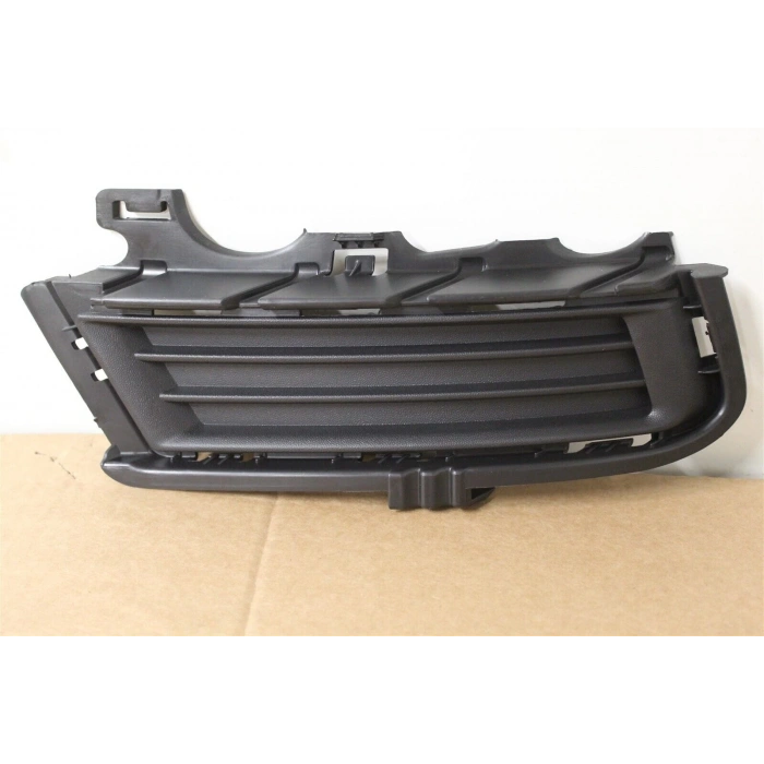 Sis Lamba Kapağı Golf7 13-17 (Sis Deliksiz-Nikelajsız) Üst Sağ (Oem No: 5G0853212D9B9)