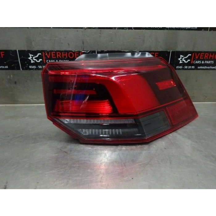Stop Lambası Sağ Dış Vw Golf8 Bm 20- (Oem No: 5H0945096B)