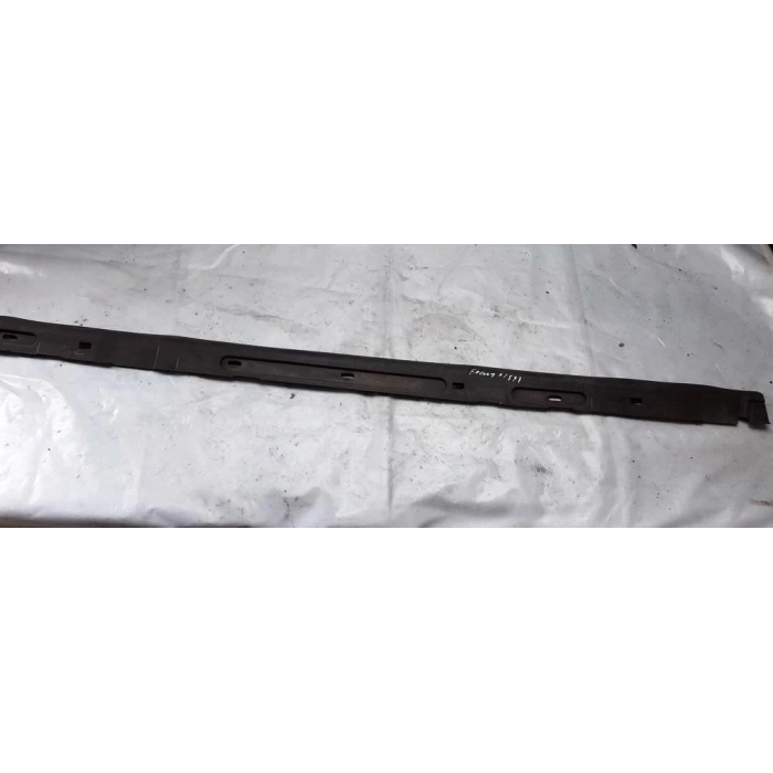 Marşpiyel  Bakalıtı Sağ Ford Focus Bm 01- (Oem No: 5M51 10154 Ab)