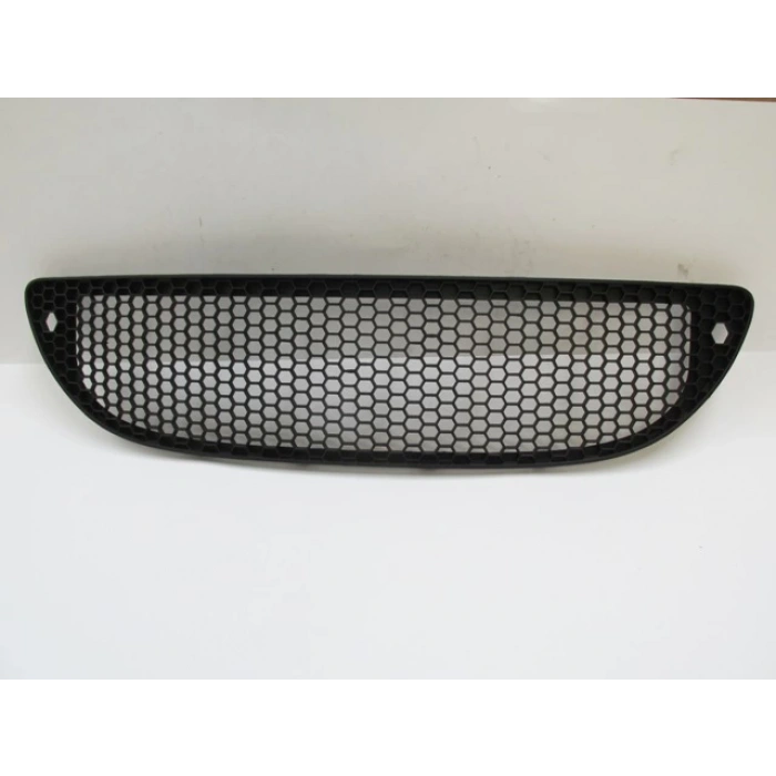 Seat Toledo 2005-2007 Ön Tampon Panjuru Siyah (Tyg) (Oem No: 5P0853667A9B9)