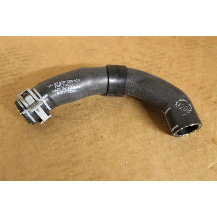 Radyatör Su Hortumu Vw Caddy-Passat-Golf7-Tıguan-Q2-A3-Octavıa Cuub-Cuud-Dfsb-Dfsd-Dfca-Crlb-Ddya-Dgte 1,6 Tdı-2,0 Tdı 15- (Oem No: 5Q0122073Cm)