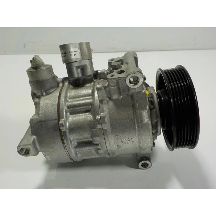 Klima  Kompresörü Dcp32080 Vw Golf7-Passat-Arteon-Caddy-A3-Leon-Octavıa Bm 13- (Oem No: 5Q0820803P)
