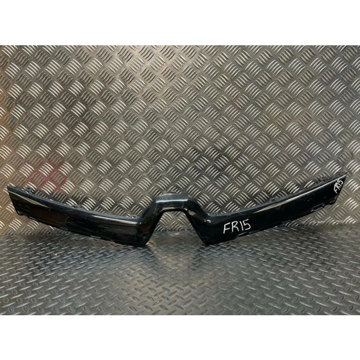 Ön Panjur Ön Panjur Kaplaması ( Sıyah ) (Boyanır Tıp) Renault Clıo Iv Bm 12- (Oem No: 620787878R)