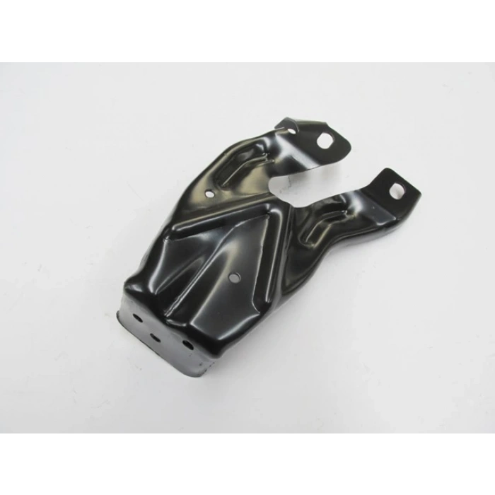Nissan Skystar - D22 1997-2002 Ön Tampon İç Braketi Sol (Tyg) (Adet) (Oem No:622153S500)