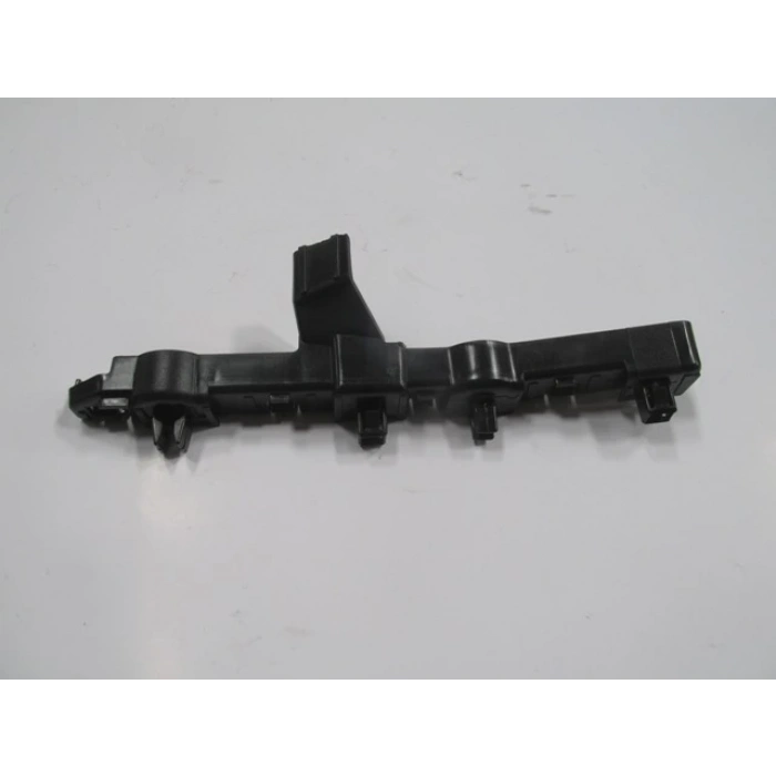 Nissan Qashqai 2014-2021 J11 Ön Tampon Bağlantı Braketi Sol Plastik (Casp) (Oem No: 62223-4Ea0A)