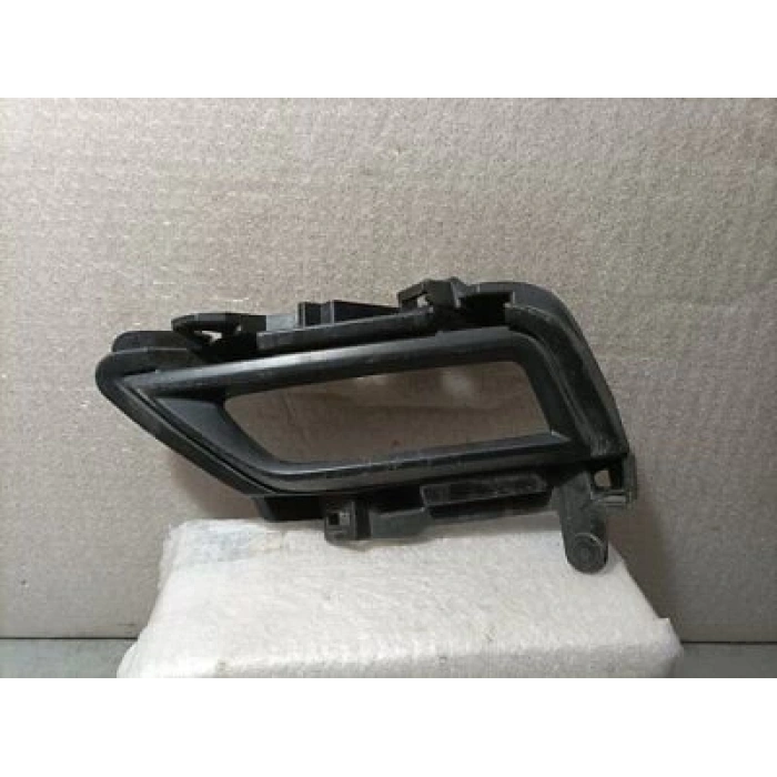 Sis Lamba Kapağı Mıcra 18Sonrası Sol (Sissiz) (Oem No: 62257-5Fa5A)