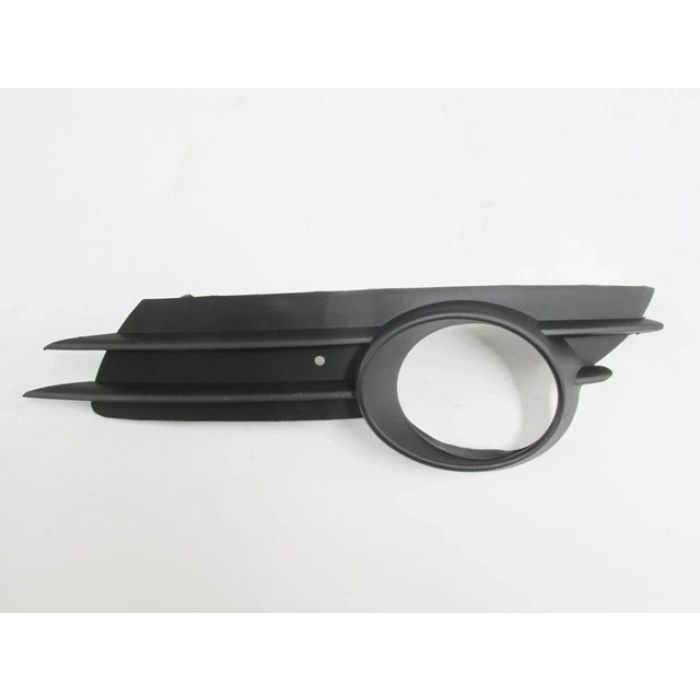 Opel Corsa- D- 07/11; Sis Lamba Kapağı Sol Sis Delikli (Oem No: 6400634)