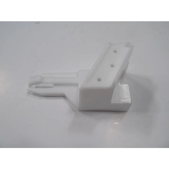 Mıtsubıshı Lancer- 08/13; Ön Tampon İç Bağlantı Braketi Sağ Küçük (Tw) (Oem No: 6400A852)