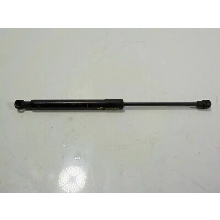 Motor Kaput Amortısörü Renault Captur Bm 12--Den İtibaren; (Oem No: 654709991R)