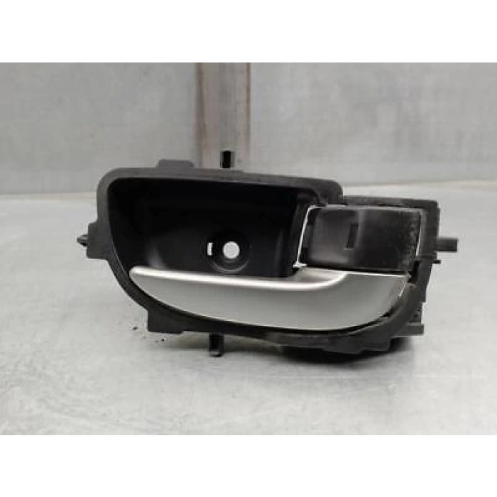 Kapı Kolu Yarıs 12-14 İç Siyah Sağ (Oem No: 69205-0D200)