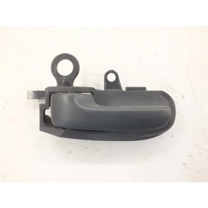 Kapı Kolu Yarıs  98-05 İç Koyu Gri Sol (Oem No: 69206-52010)
