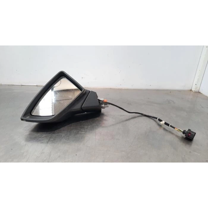 Seat Ibıza 17-Den İtibaren; Arona 18-Den İtibaren; Elektrikli Katlanır Ayna  Astarlı Sinyalli Sol 6F1857507J (Oem No: 6F1857507J)