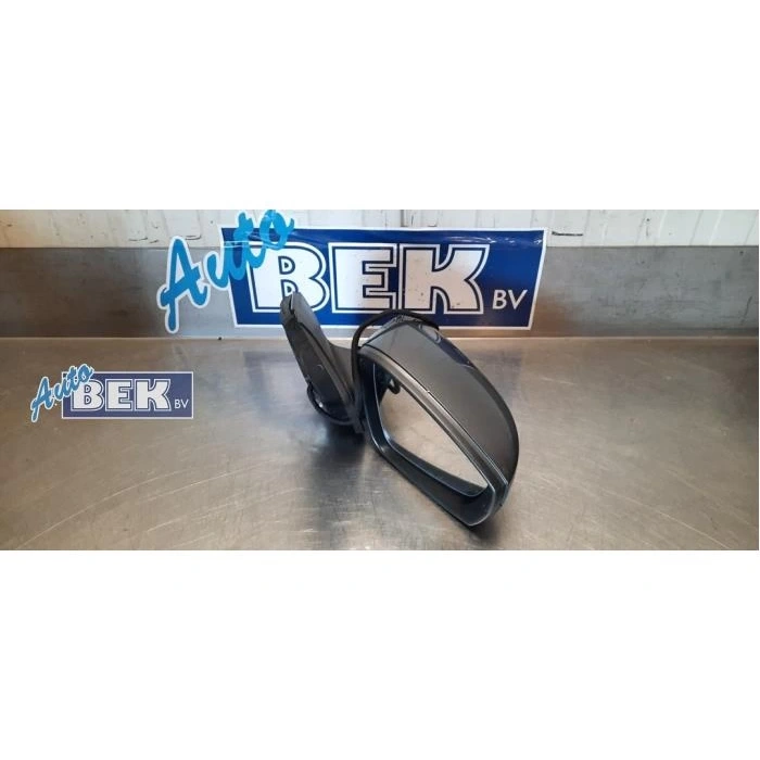 Vw Polo Elektrikli Ayna 10/17 Sinyalli Kör Noktalı İnce Soket Sol 6R1857507 (Oem No: 6R1857507)