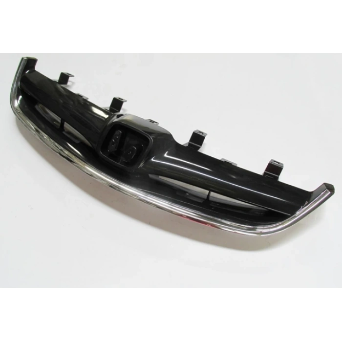 Honda Cıvıc- Sd- 04/06; Ön Panjur Siyah (Nikelaj Çıtası İle Beraber) (Tyg) (Oem No: 71121-S5H-T01Zj)