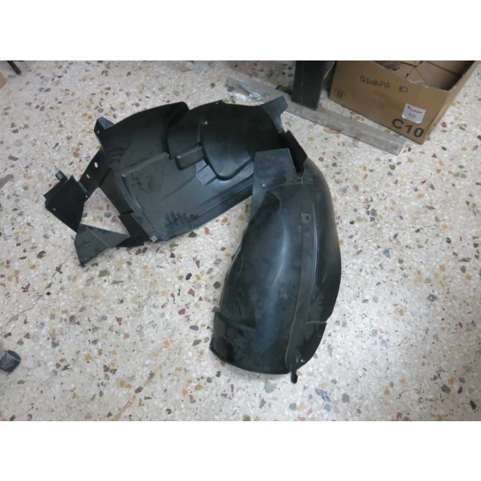 Çamurluk Davlumbazı C3 02-09 Ön Sağ (Oem No: 7136Q8)