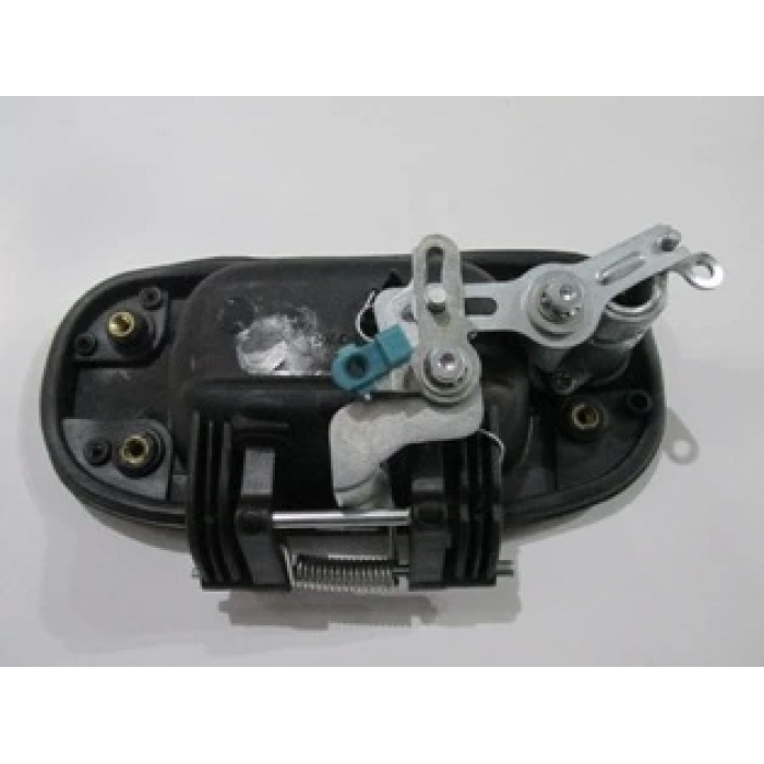 Fıat Doblo- 06/10; Bagaj Kapağı Dış Açma Kolu Siyah (Bagaj Kapağı Yukarı Açılan Tip) (Oem No: 735331105)