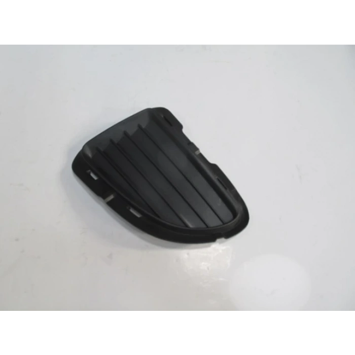 Fıat Grande Punto- 06/12; Sis Lamba Kapağı Sol Siyah (Sis Deliksiz) (Oem No: 735410808)