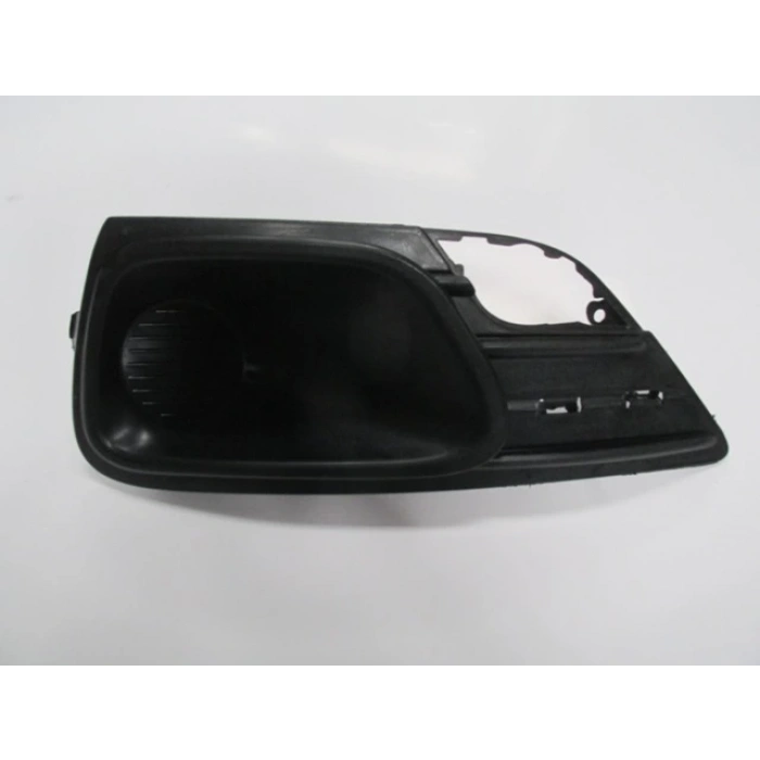 Fiat Linea 2012-2017 Sis Lamba Kapağı Sağ Deliksiz (Oem No: 735547957)