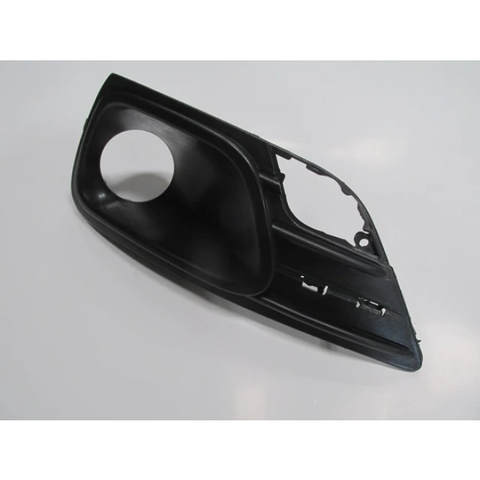 Fiat Linea 2012-2017 Sis Lamba Kapağı Sağ Delikli (Oem No: 735547962)