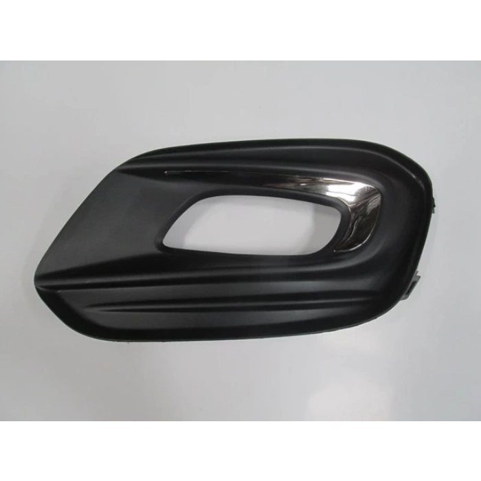 Fiat Egea 2015-2020 Sis Lamba Kapağı Sol Delikli Nikelajlı (Oem No: 735649287)