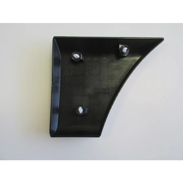 Renault Master- 4- 20/24; Arka Çamurluk Bandı Ön Sağ (Sinyal Deliksiz) Siyah (Oem No: 768F30004R)