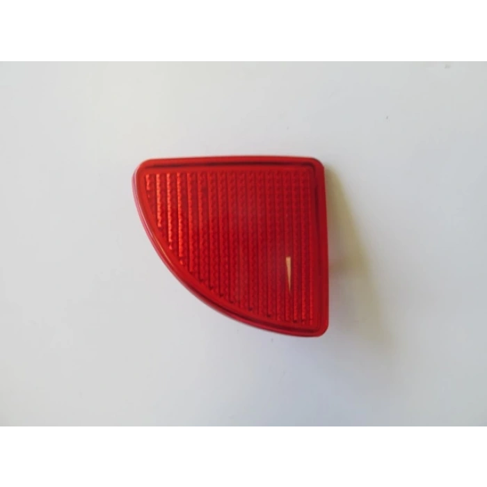 Dacia Logan Mcv 2006-2008 Arka Tampon Reflektörü Sol Kırmızı (Oem No: 7700308719)