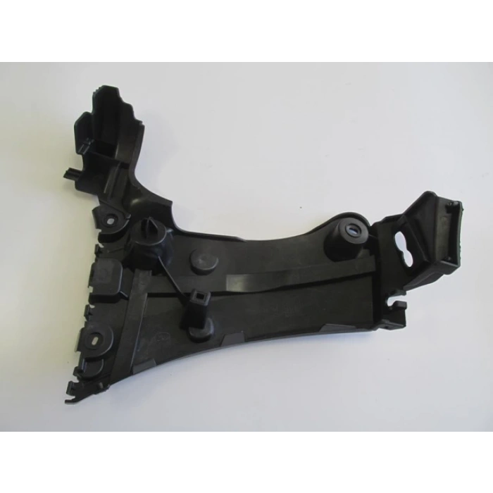 Renault Kangoo 3 2008-2013 Arka Tampon İç Bağlantı Braketi Sağ Plastik (Oem No: 7701478200)