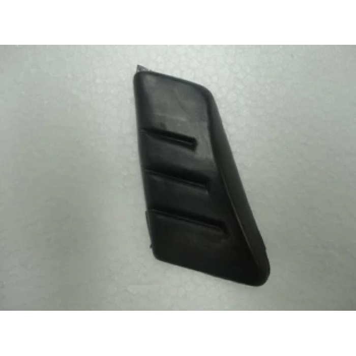 1990-1994 Nissan Sunny B13 Arka Çamurluk Bandı Sağ Çizgili Tip Siyah (Yapıştırmalı) (Tyg) (Adet) (Oem No:7887250Y00)