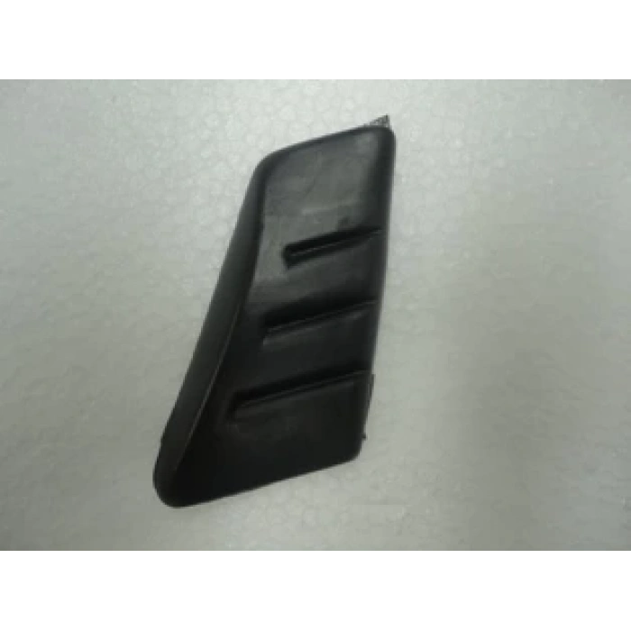 1990-1994 Nissan Sunny B13 Arka Çamurluk Bandı Sol Çizgili Tip Siyah (Yapıştırmalı) (Tyg) (Adet) (Oem No:7887350Y00)