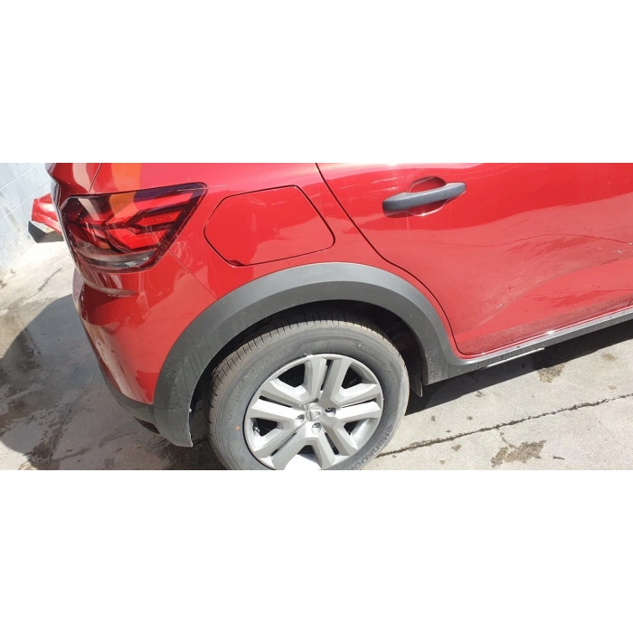 Dacıa Sandero Stepway- 21/24; Arka Çamurluk Ağzı Plastiği Sağ Siyah (Tyg) (Oem No: 788A28246R)